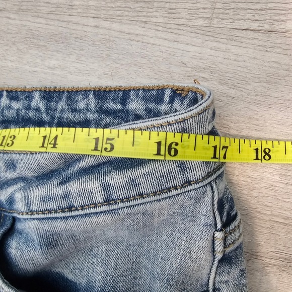 Nine Planet Women's Size 14 Acid Wash Ripped Distressed Denim Jeans - Picture 3 of 7